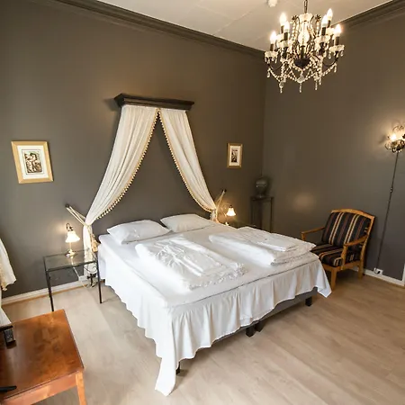 Grand Hotel
