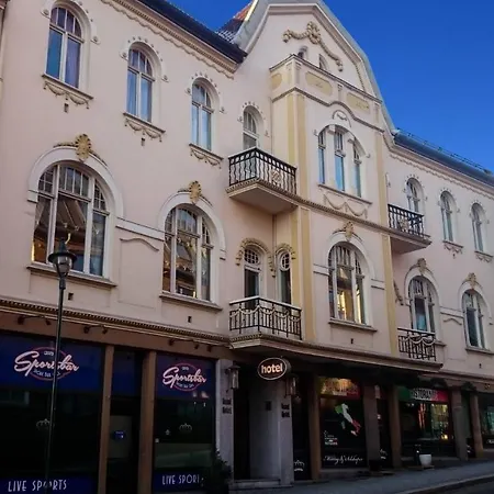 Hotell Grand Honefoss